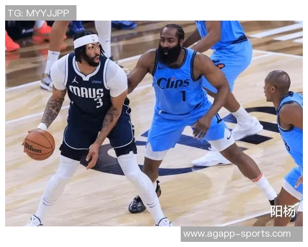 哈登全场30分7板7助表现出色带领球队取得胜利正负值高达22